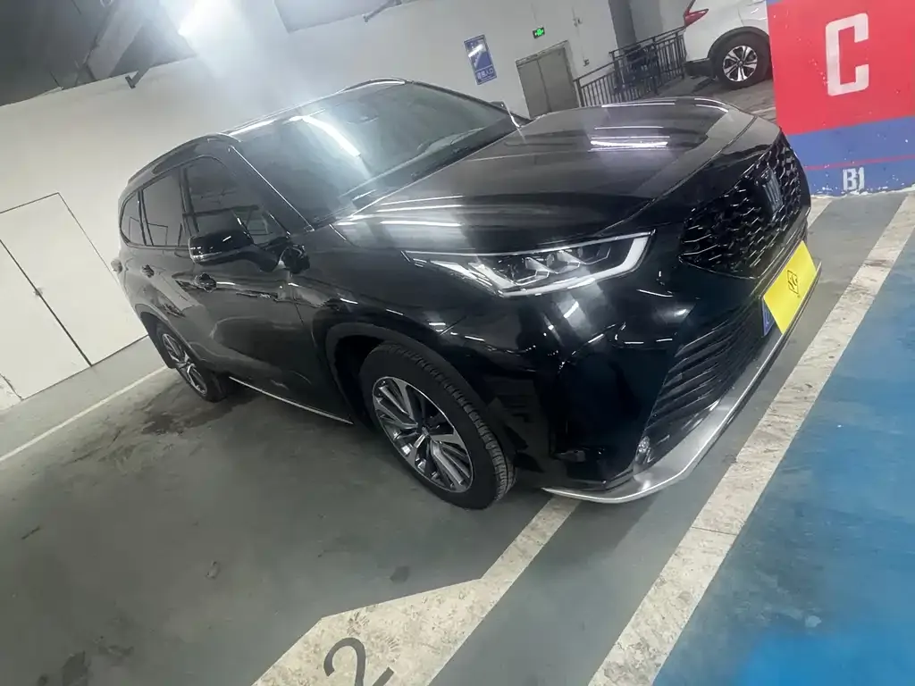 Toyota Crown Kluger 2025 из CN, фото 9