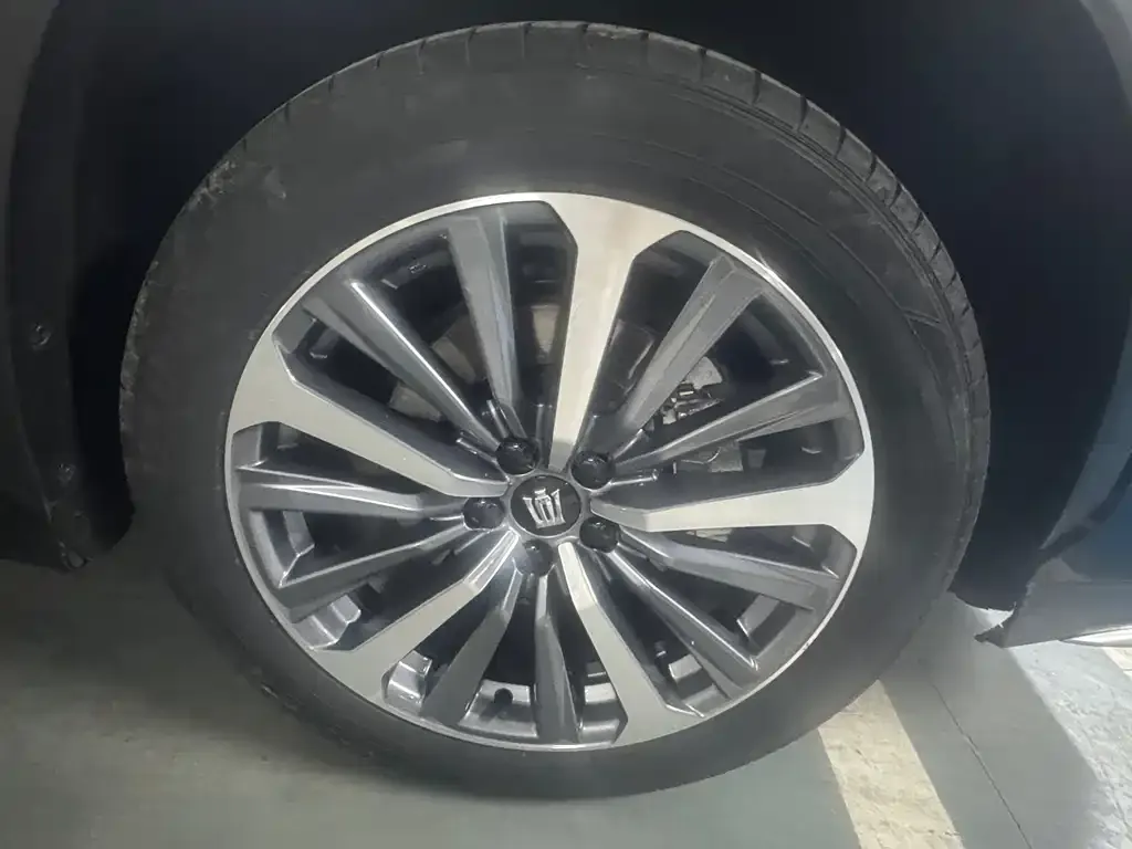 Toyota Crown Kluger 2025 из CN, фото 2
