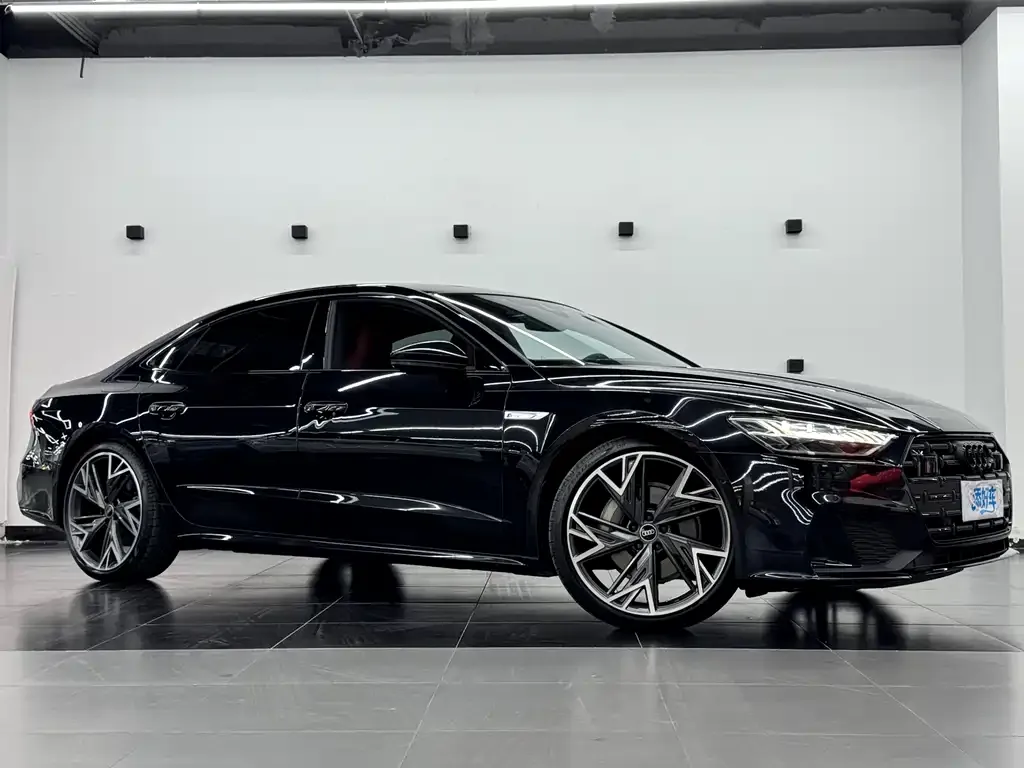 Audi A7L — фото 5