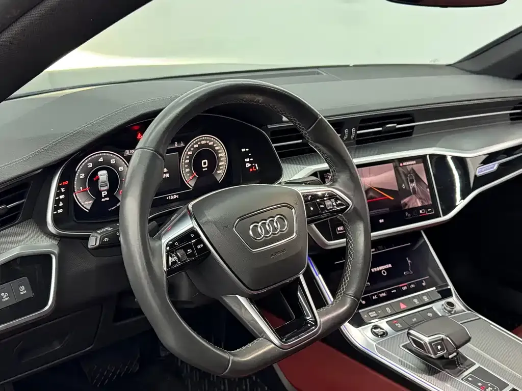 Audi A7L — фото 6