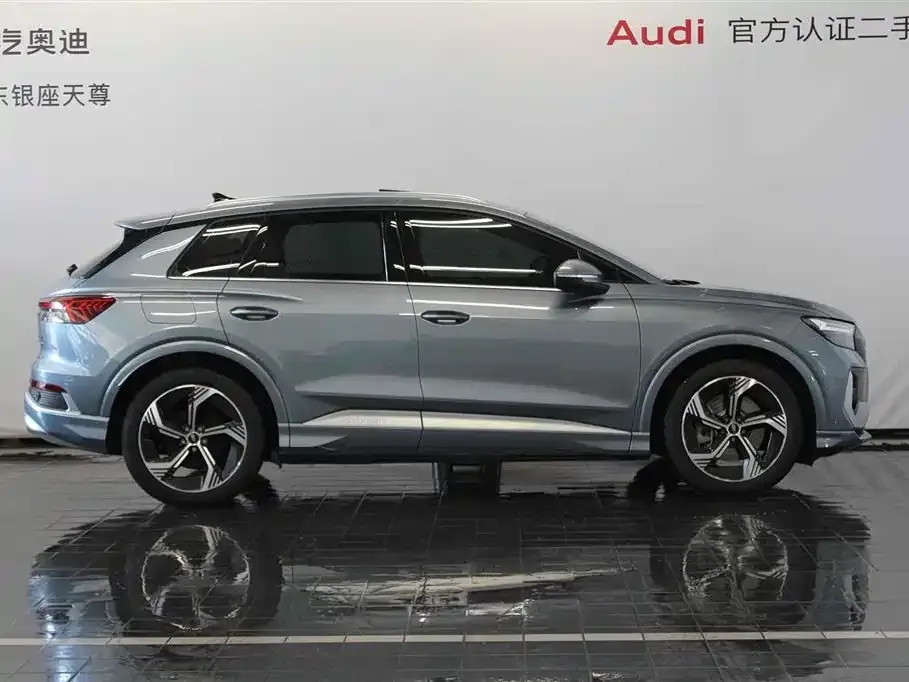 Audi Q4 e-tron — фото 9