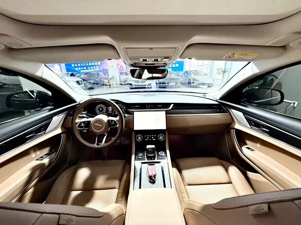Jaguar XFL 2024 из CN, фото 10