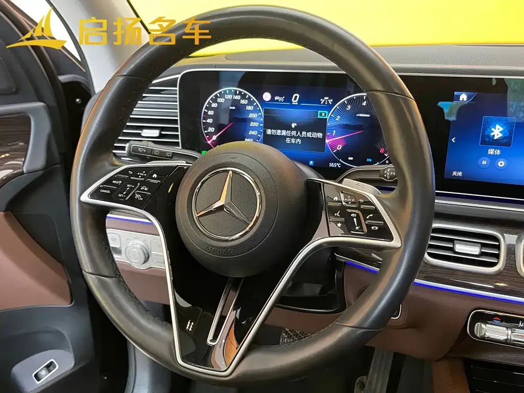 Mercedes-Benz GLE — фото 3