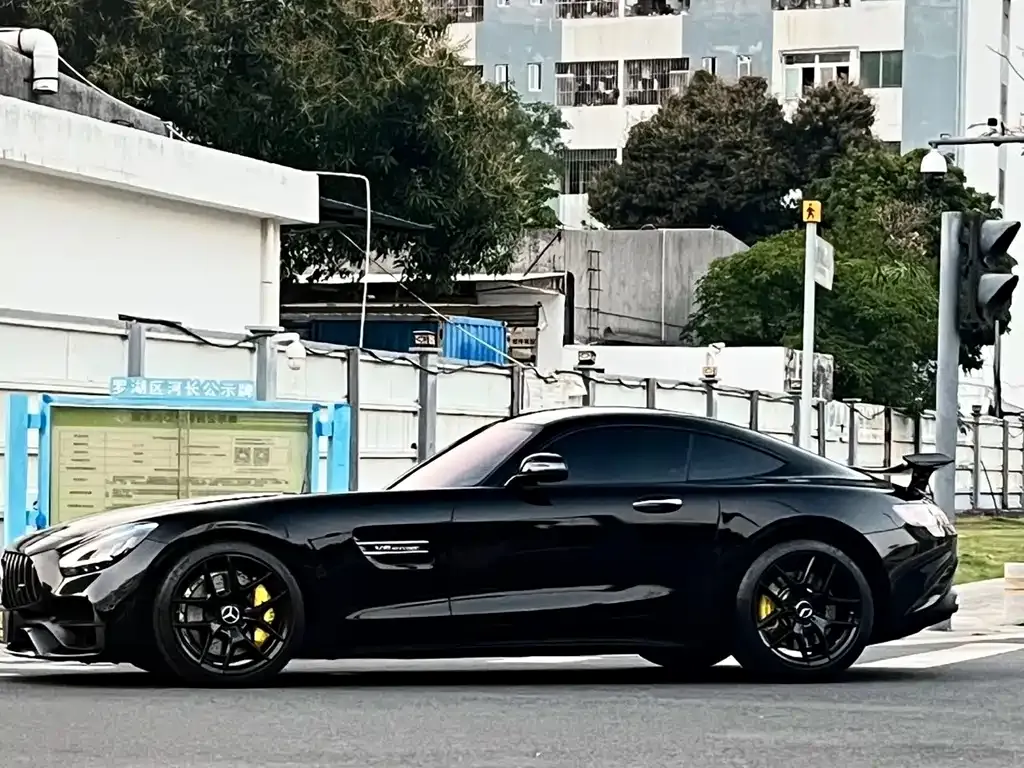 Mercedes-Benz AMG GT — фото 8