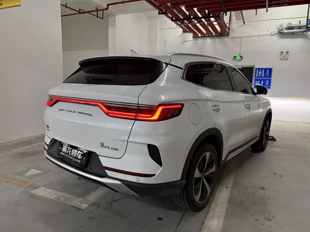 BYD PLUS New Energy — фото 9