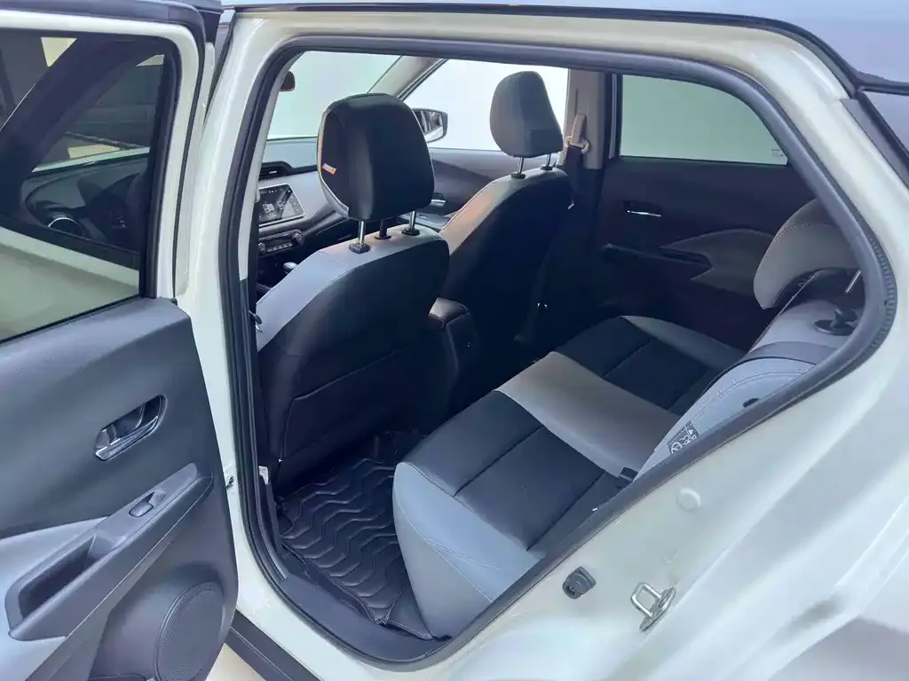 Nissan Kicks — фото 8