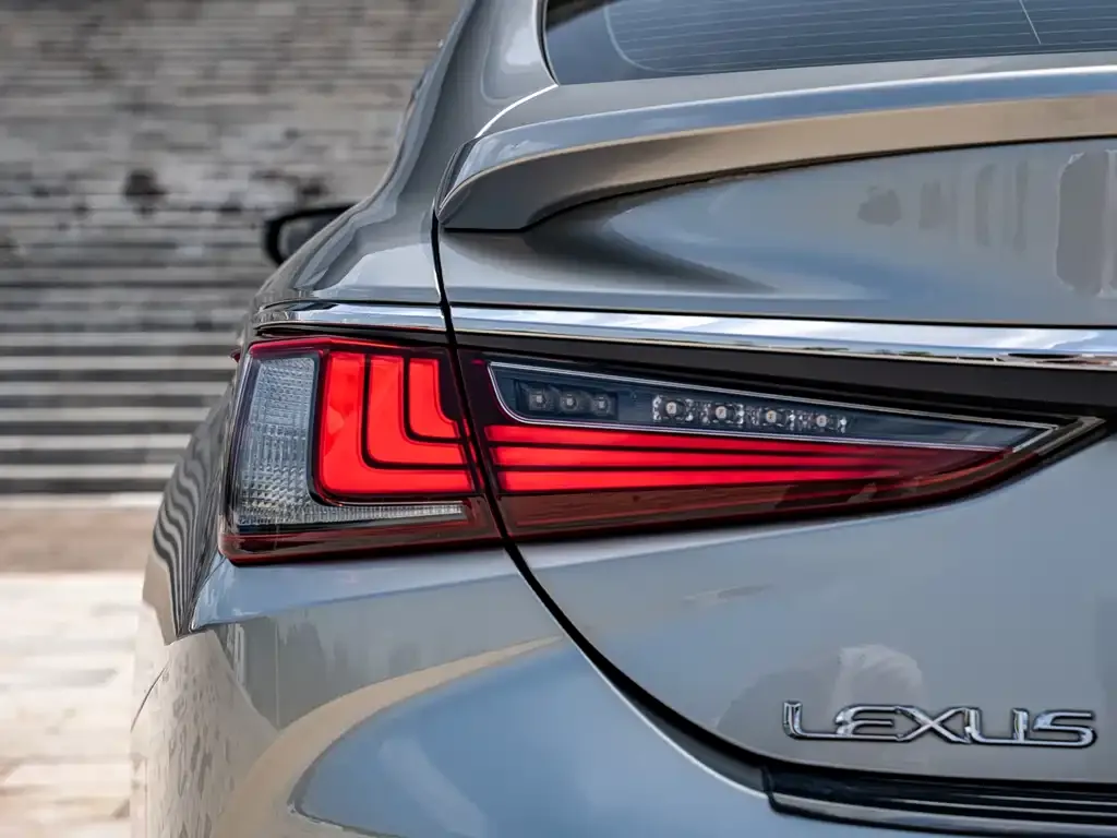Lexus ES 2021 из CN, фото 3