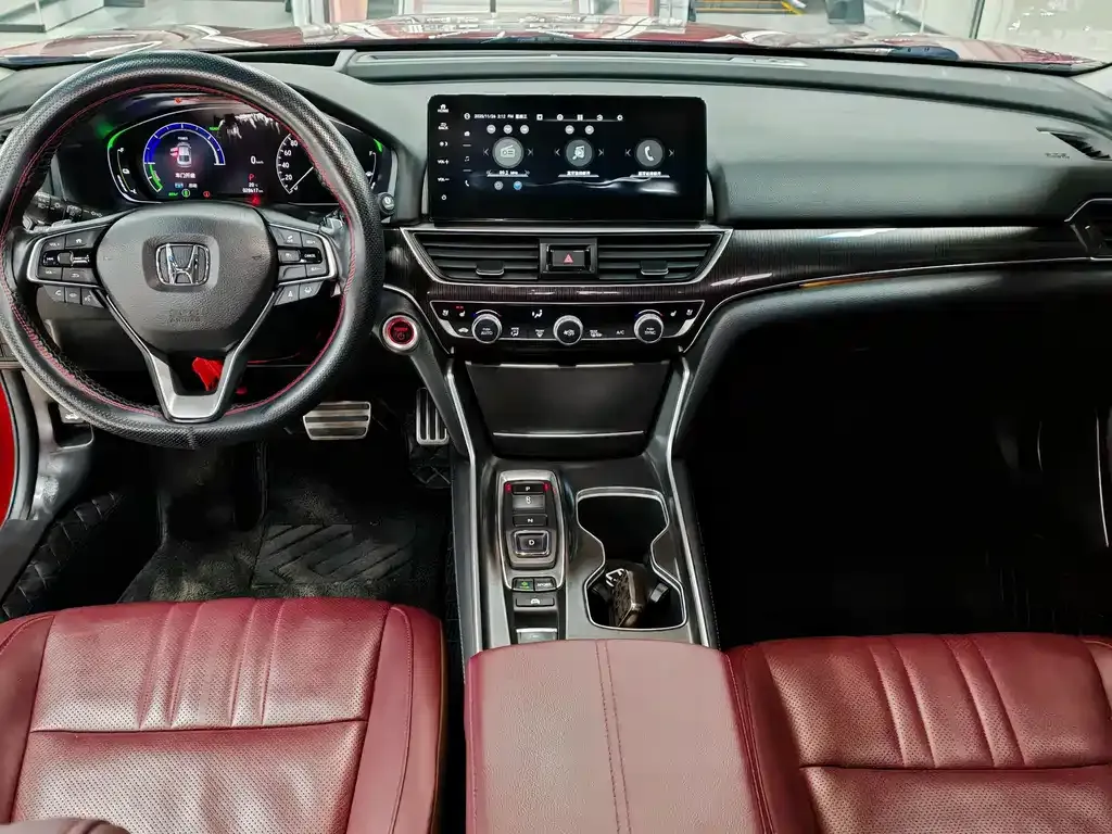 Honda Accord — фото 10