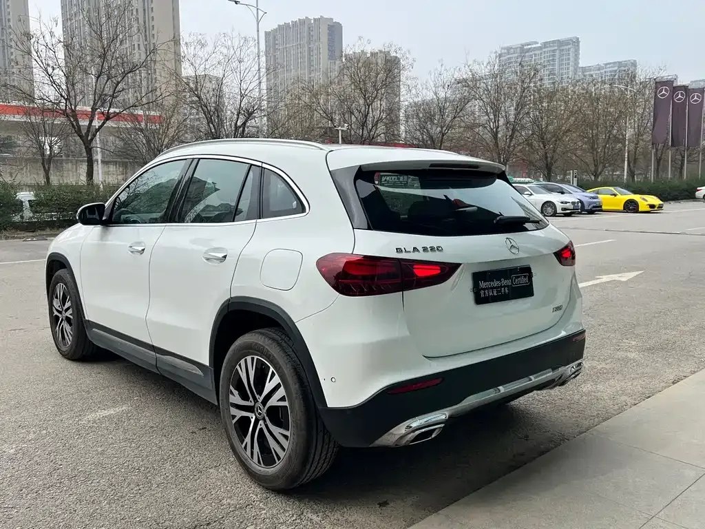 Mercedes-Benz GLA — фото 9