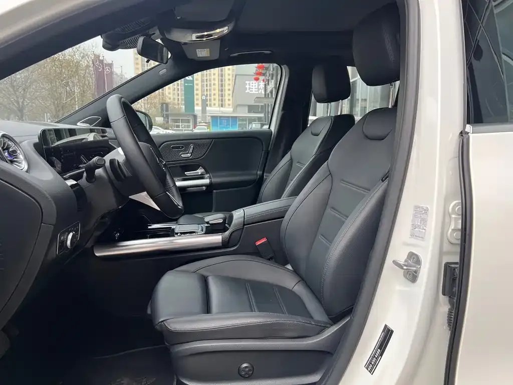 Mercedes-Benz GLA — фото 2