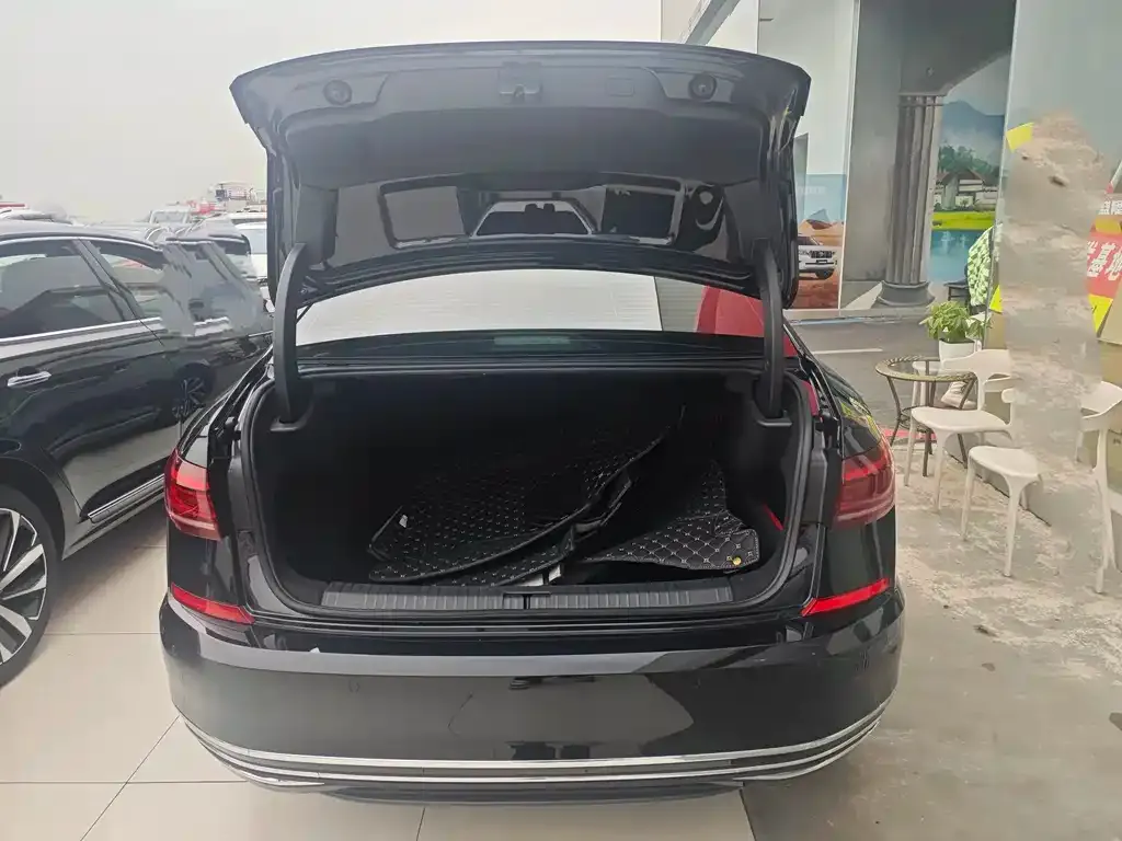 Volkswagen Passat — фото 8