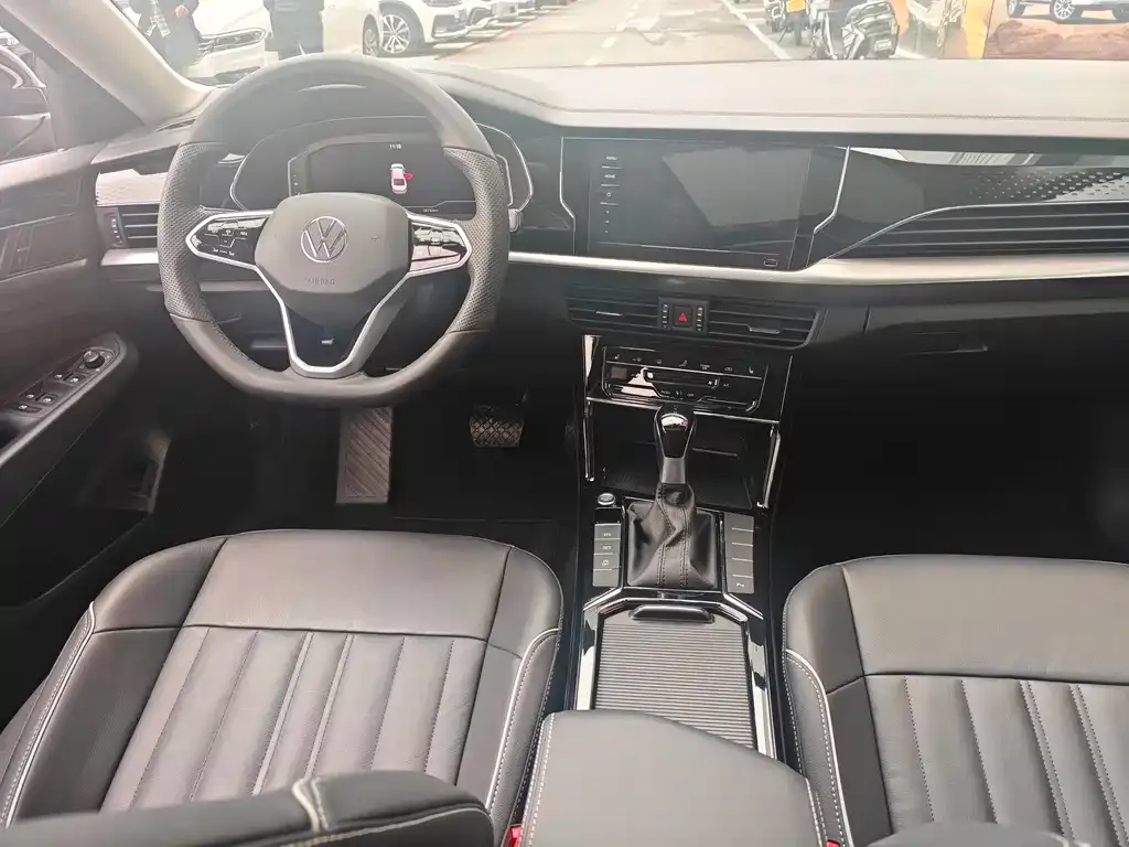 Volkswagen Passat — фото 2