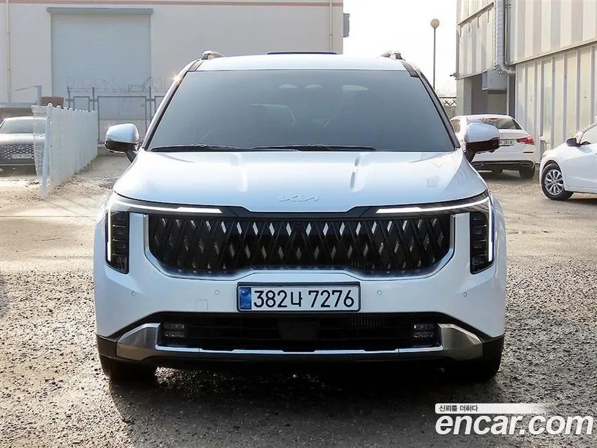 Kia Carnival 9-Seater Signature