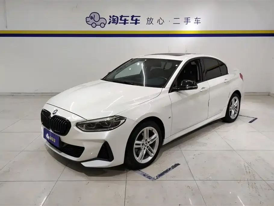 BMW 1 Series 2021 из CN, фото 1