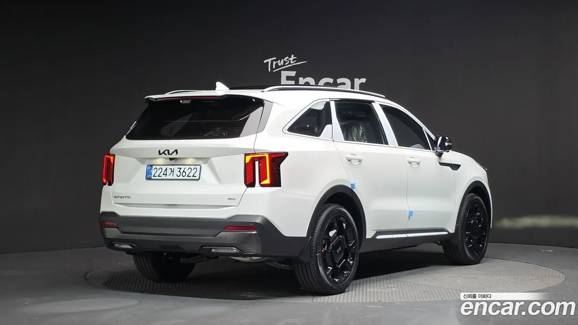 Kia Sorento — фото 6
