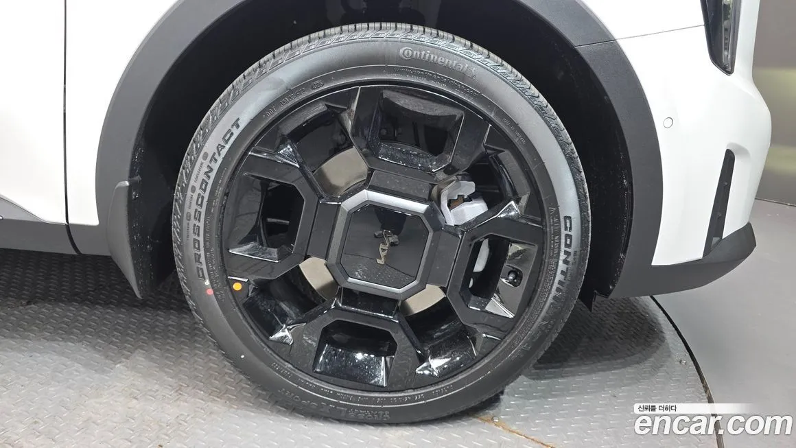 Kia Sorento — фото 9