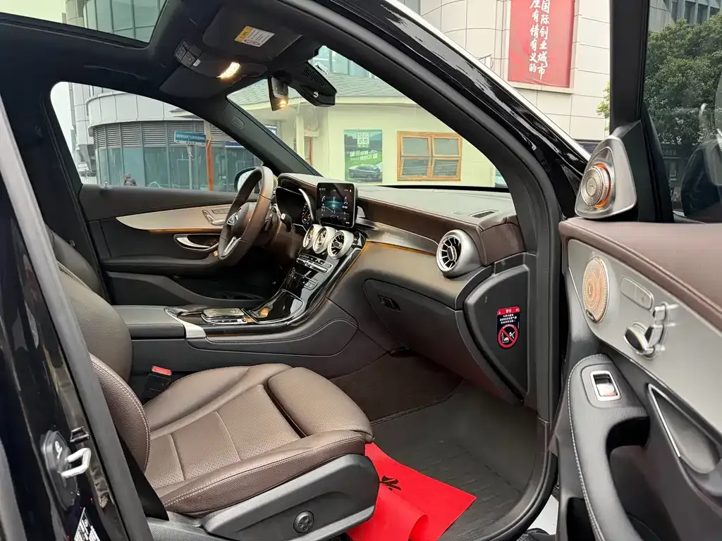 Mercedes-Benz GLC 2021 из CN, фото 4