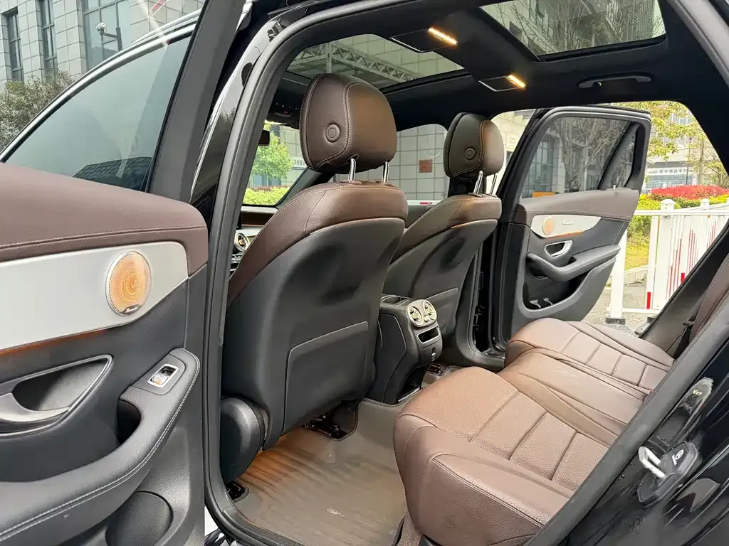 Mercedes-Benz GLC 2021 из CN, фото 9