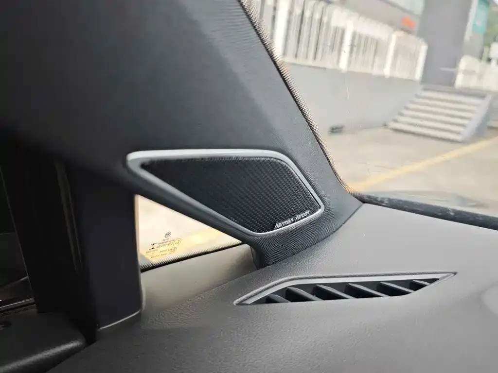 Volkswagen Golf GTI — фото 2