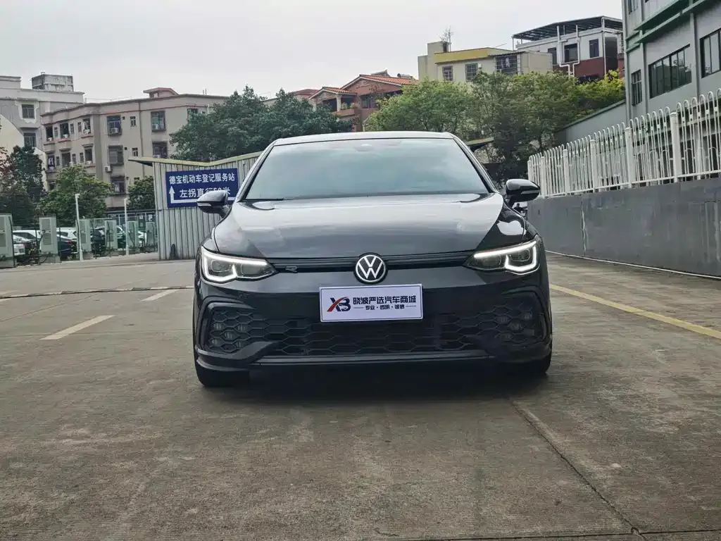 Volkswagen Golf GTI — фото 7