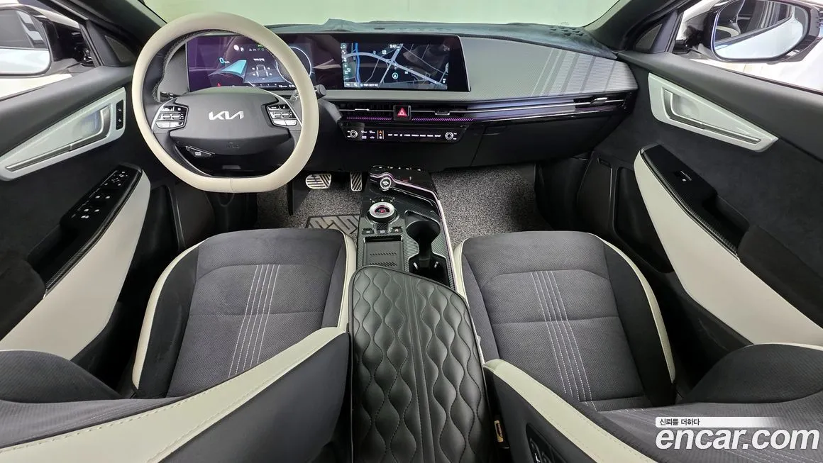 Kia EV6 — фото 9