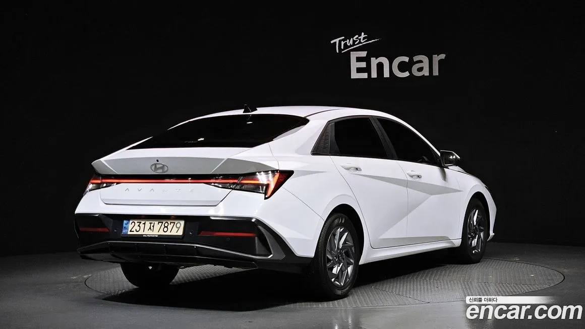 Hyundai AVANTE — фото 10