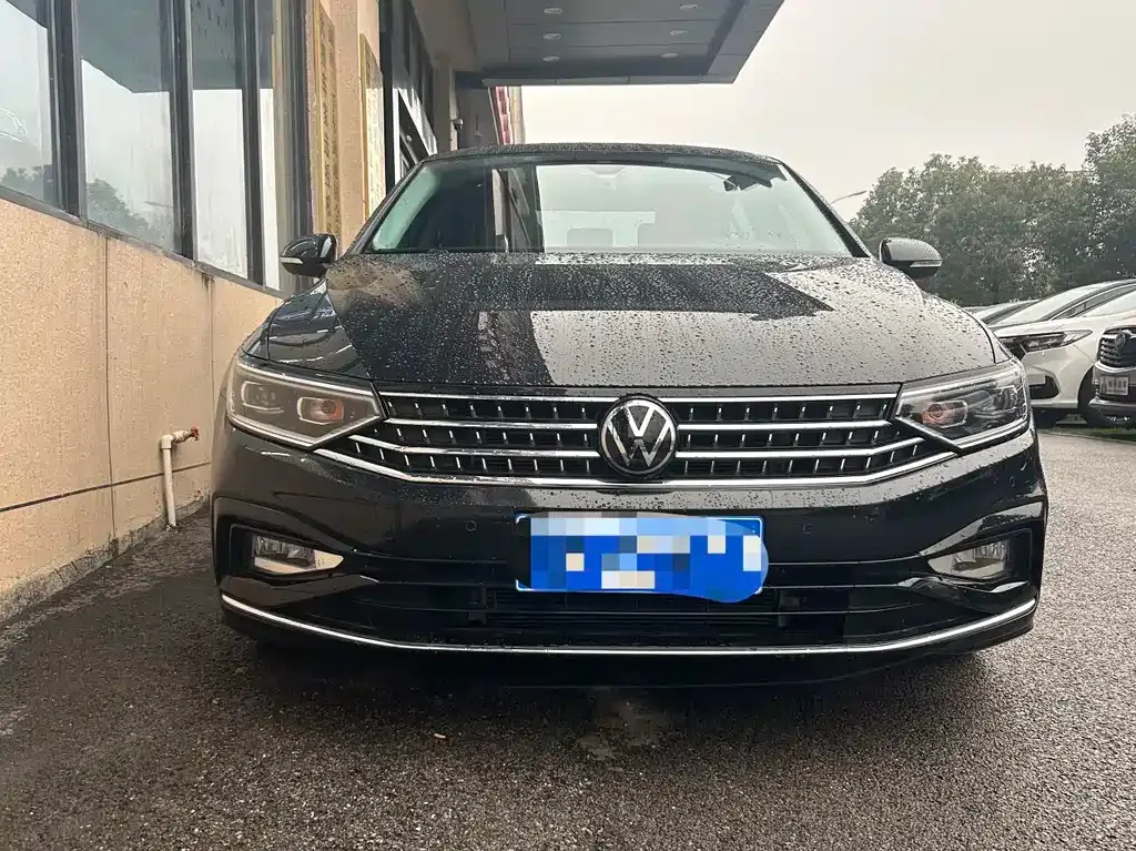 Volkswagen Magotan 2023 из CN, фото 9