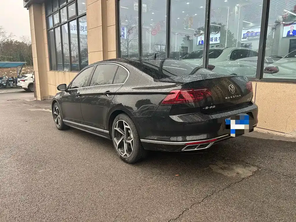 Volkswagen Magotan 2023 из CN, фото 10