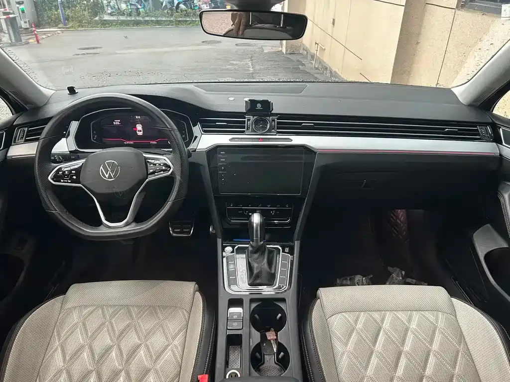 Volkswagen Magotan 2023 из CN, фото 6