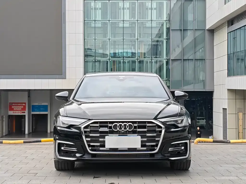 Audi A6L 2025 из CN, фото 4
