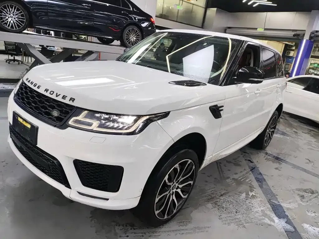 Land Rover Sport — фото 1