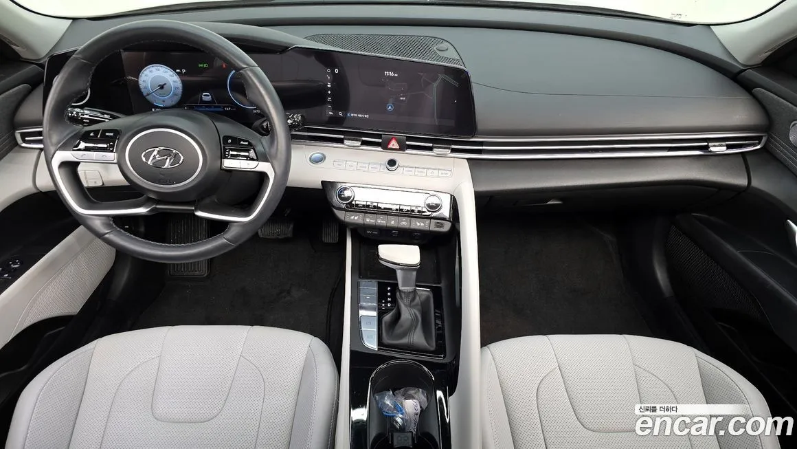 Hyundai AVANTE — фото 10