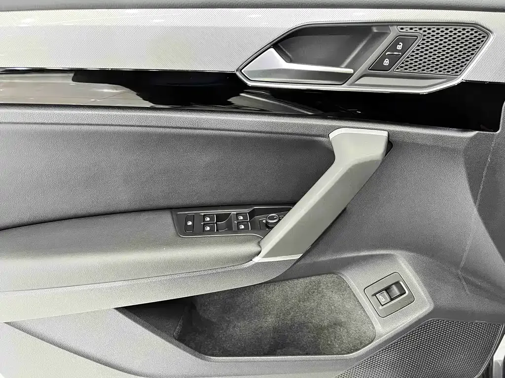 Volkswagen Tayron 2022 из CN, фото 6