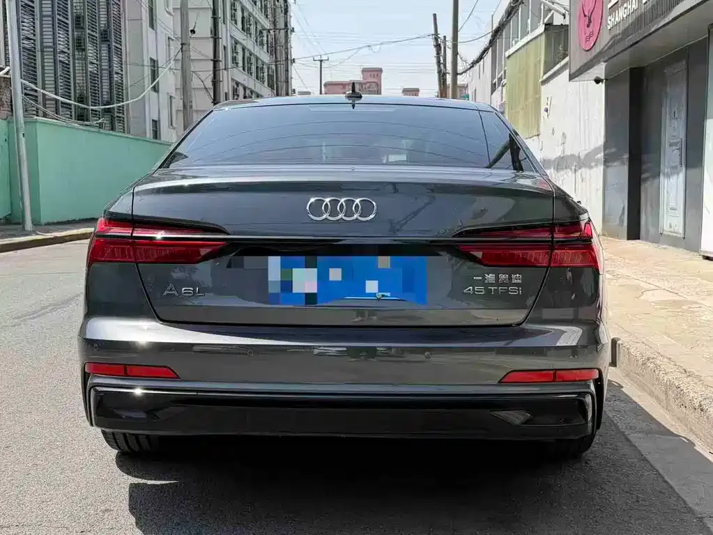 Audi A6L — фото 5