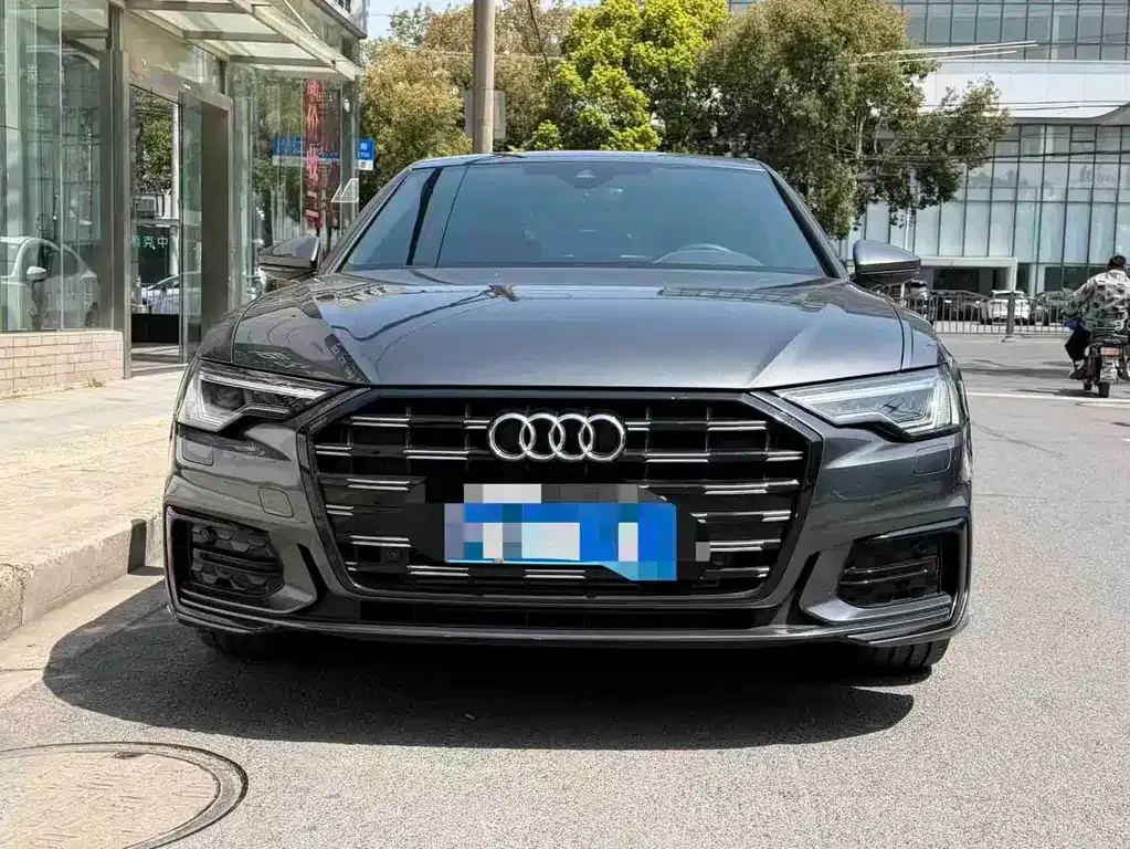 Audi A6L — фото 6