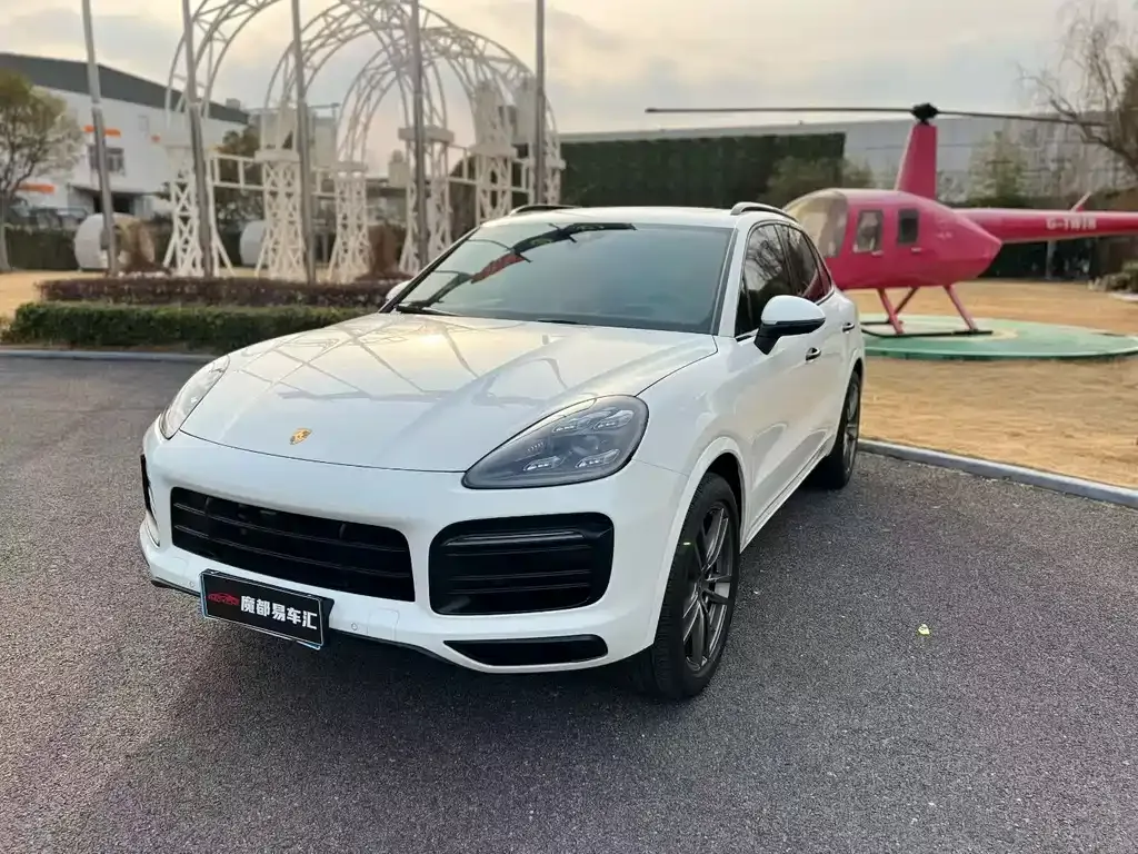 Porsche Cayenne 2023 из CN, фото 1