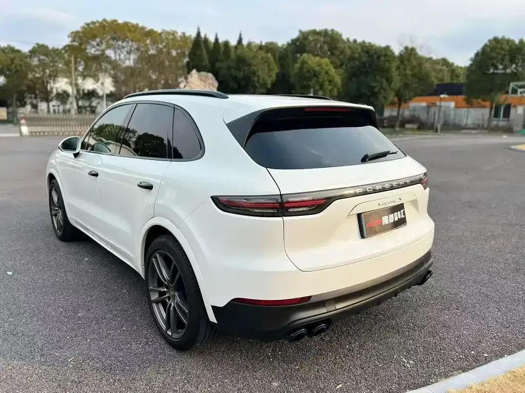 Porsche Cayenne 2023 из CN, фото 7