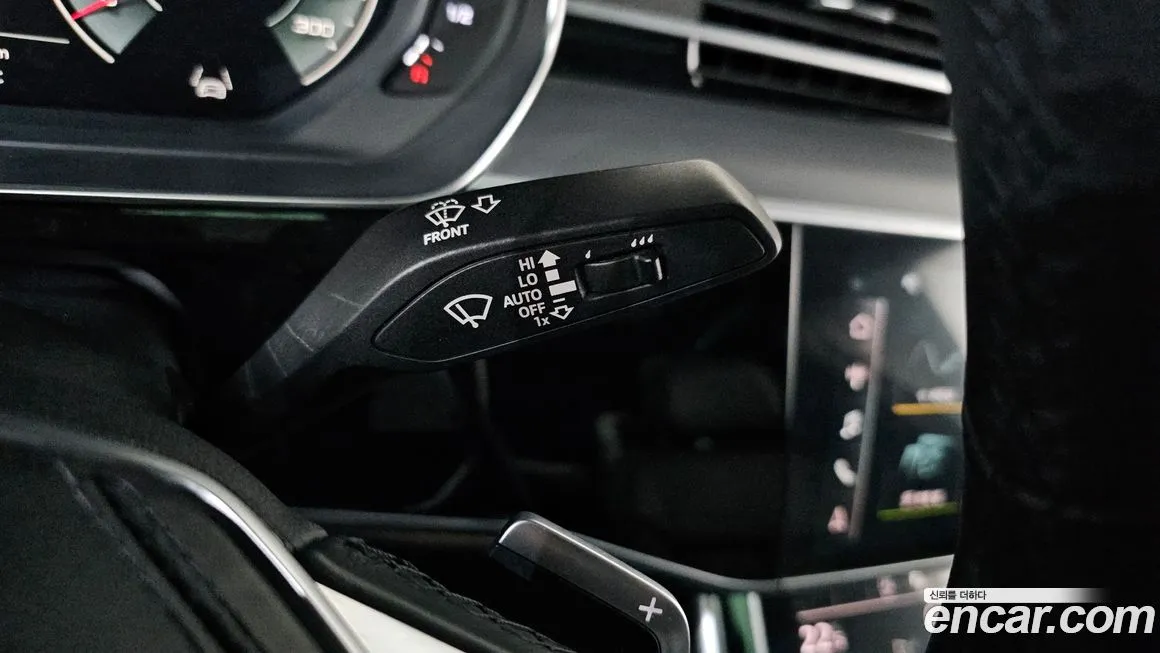 Audi A8 2023 из KR, фото 10