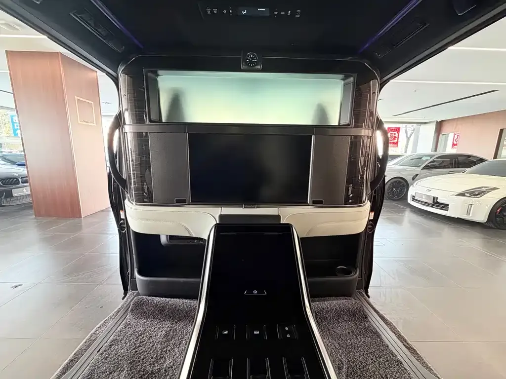 Lexus LM 2022 из CN, фото 7