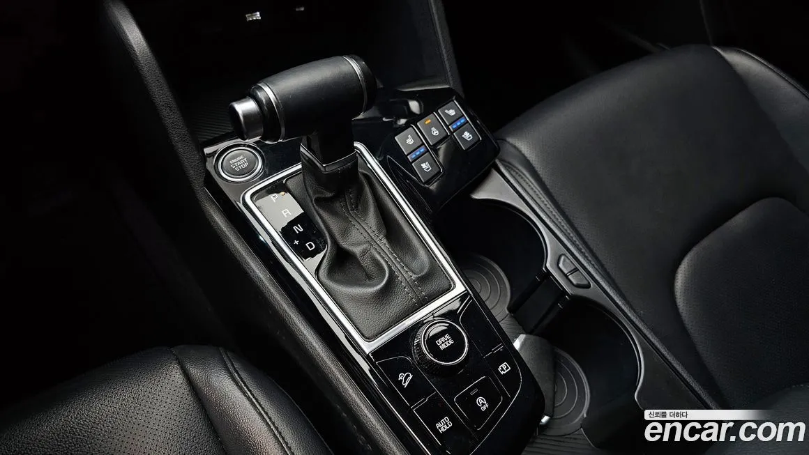 Kia Sportage — фото 9