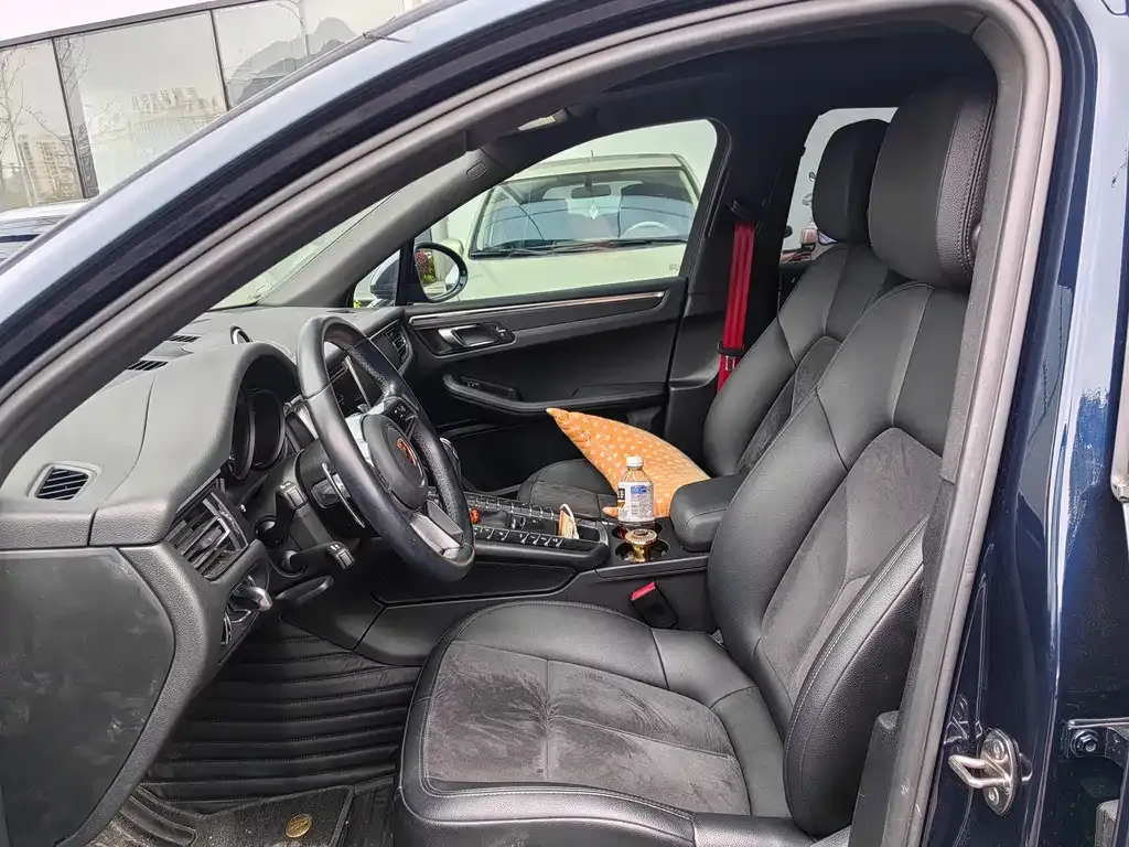 Porsche Macan 2021 из CN, фото 4