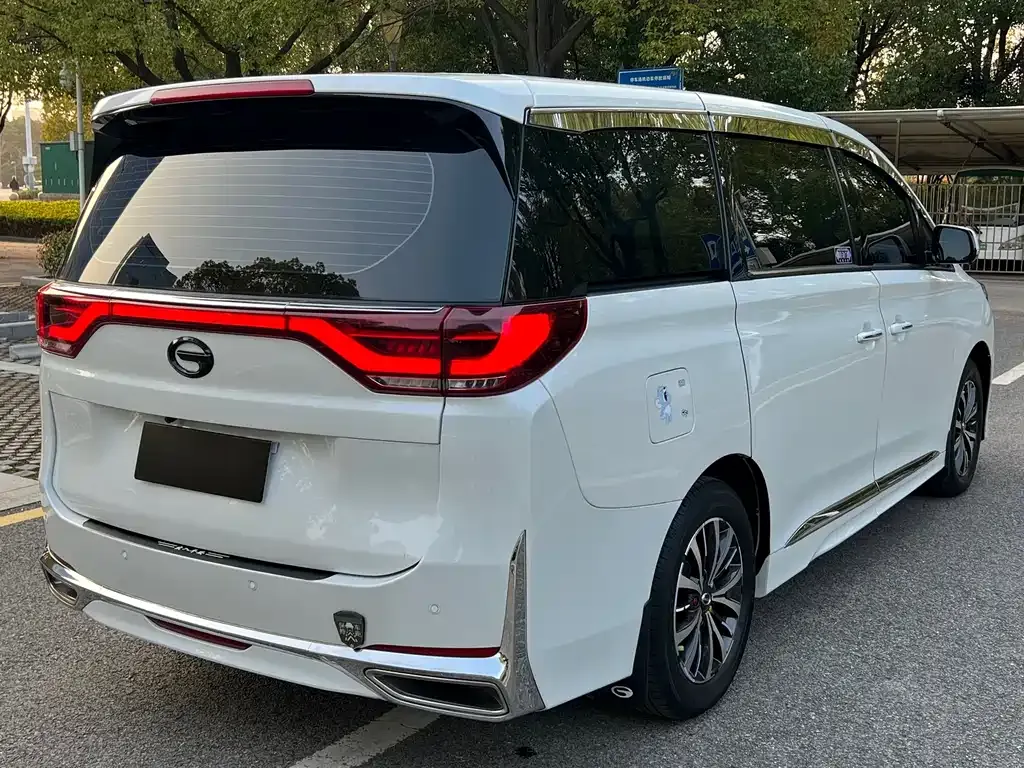 GAC Motor Trumpchi M8 — фото 2