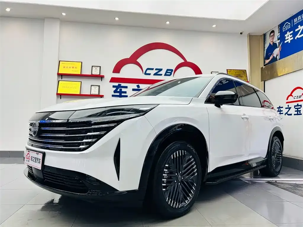 Nissan Teramont
