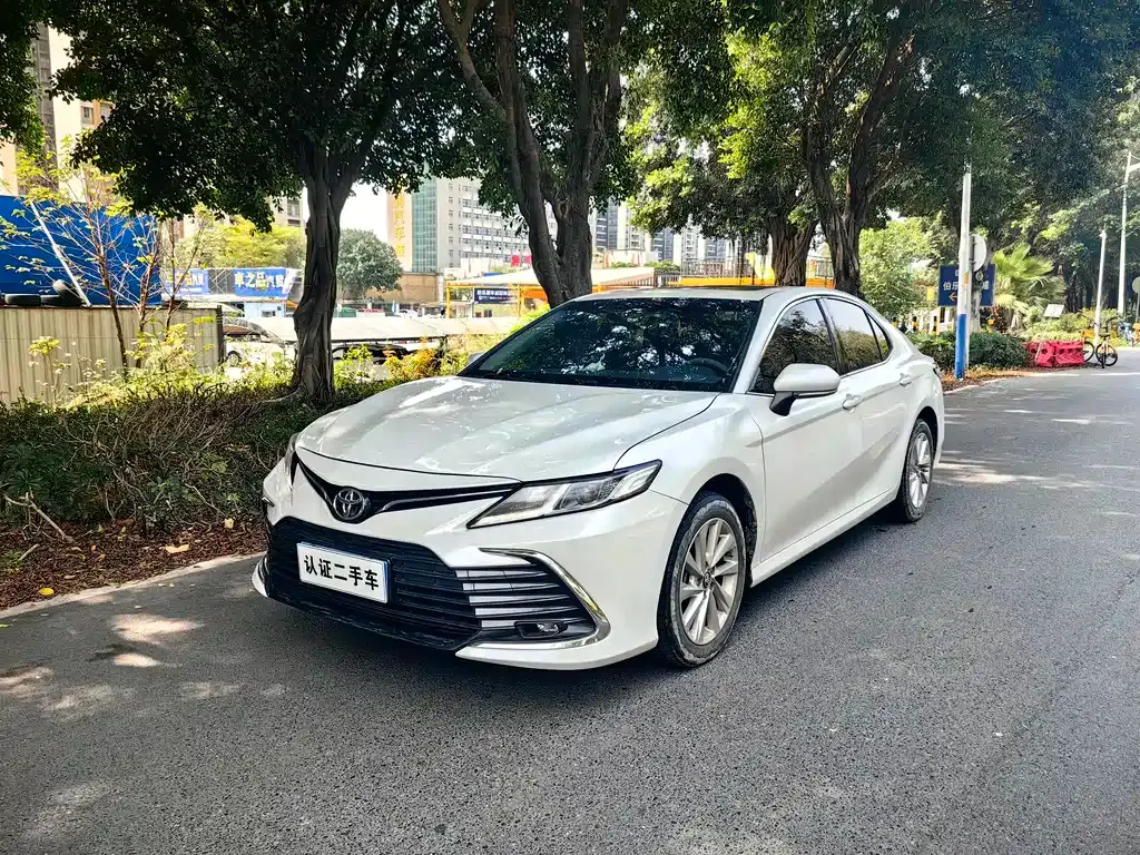 Toyota Camry 2022 из CN, фото 1