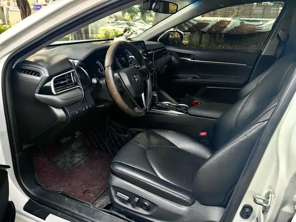 Toyota Camry 2022 из CN, фото 9