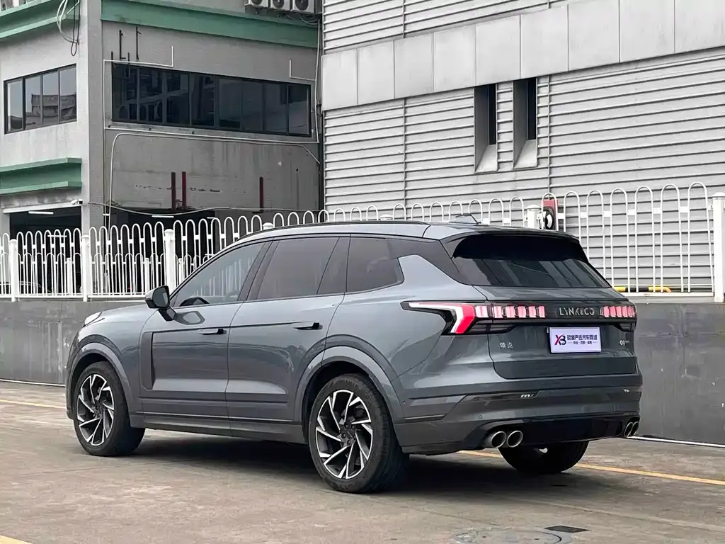 Lynk & Co 09 2023 из CN, фото 9