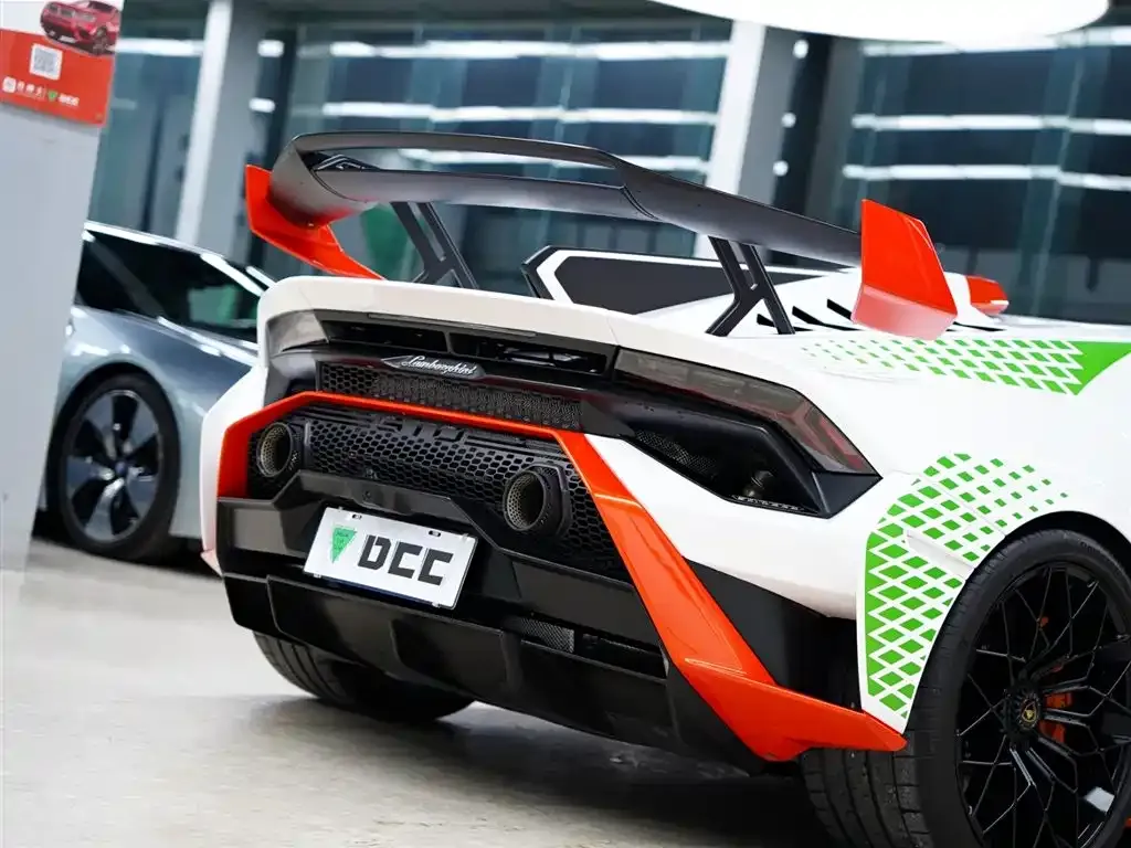 Lamborghini Huracan — фото 10