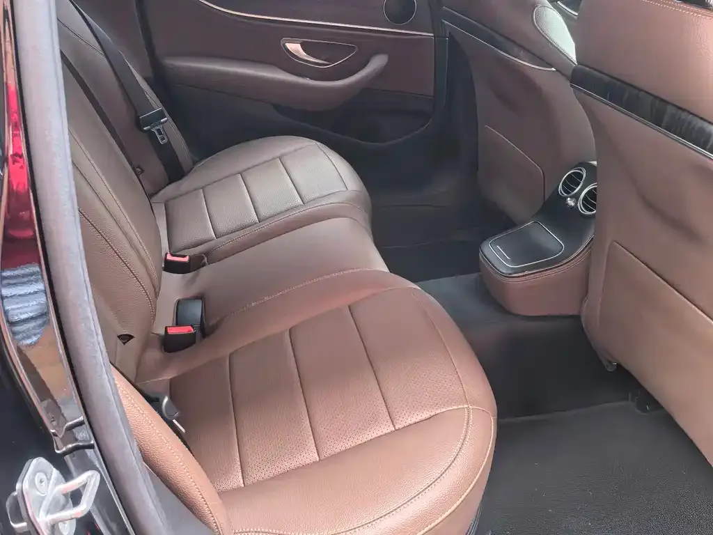 Mercedes-Benz E-Class 2021 из CN, фото 5