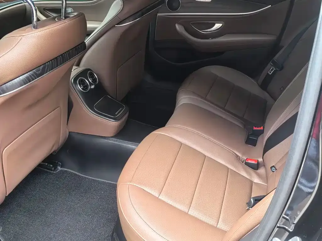 Mercedes-Benz E-Class 2021 из CN, фото 7