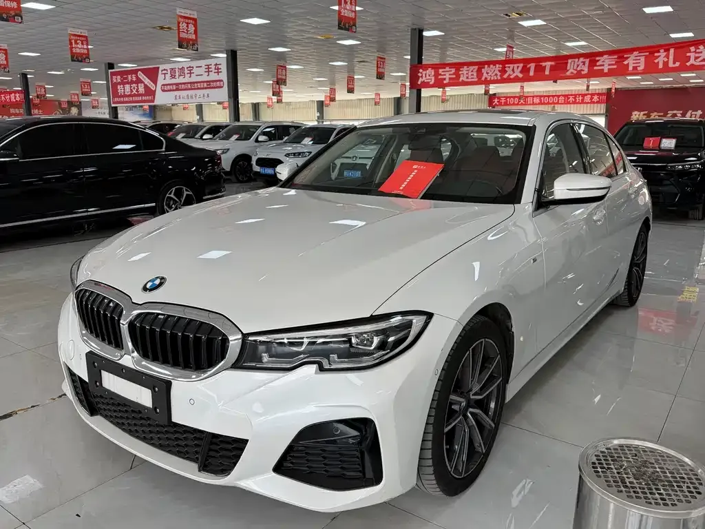 BMW 3 Series 2021 из CN, фото 1